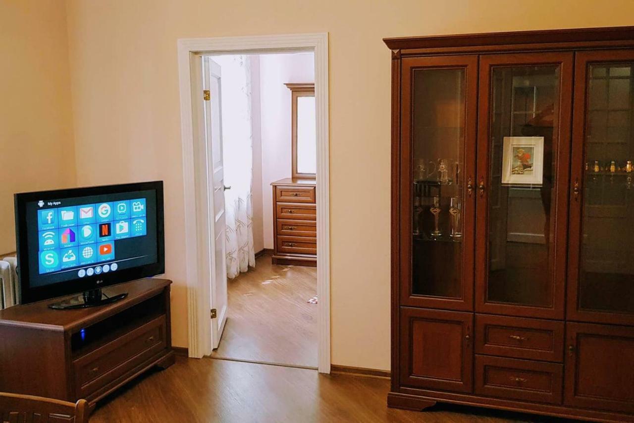 Kyiv Top Location 60M2 Apt In Old City Fast Wifi Selfchekin Екстер'єр фото
